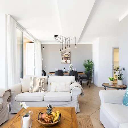 Ferienhaus Casa Uamisun With Seaview & Pool