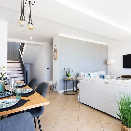 Ferienhaus Casa Uamisun With Seaview & Pool